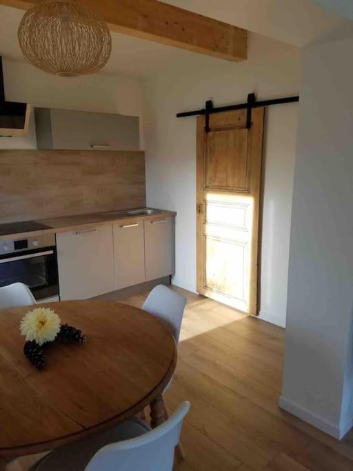 Gite Le Charmot, Au Pied Des Montagnes Classe 3* Roderen エクステリア 写真
